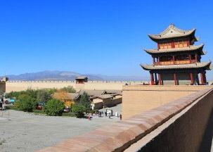 西去长城无关口，最后一关嘉峪关