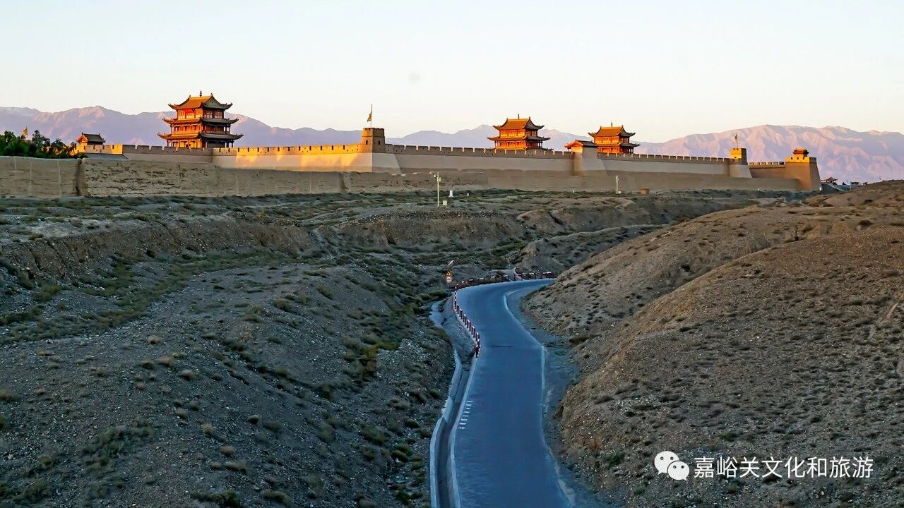 是时候规划您的冬春旅程了，嘉峪关已为您备好九重好礼！