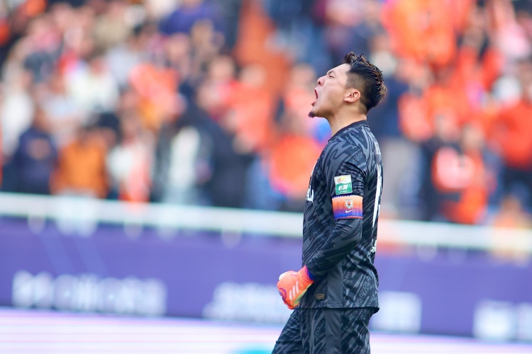 王大雷：京鲁德比经典案例频出 去年客场1-6与主场6-0成谈资