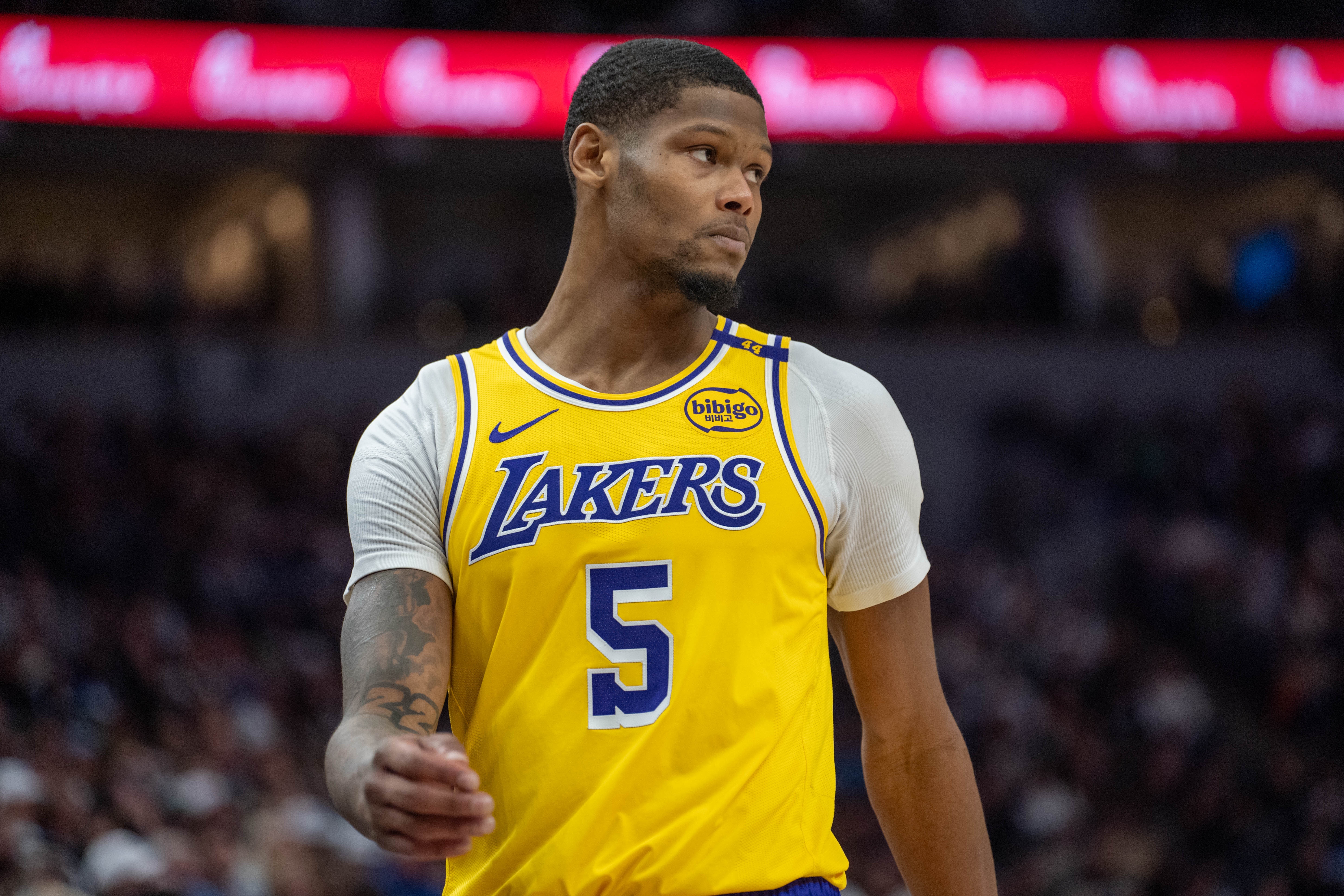 右膝骨挫伤!雷迪什夏联首秀再推迟 上次打NBA还在湖人 右膝骨挫伤!雷迪什夏联首秀再推迟 上次打NBA还在湖人