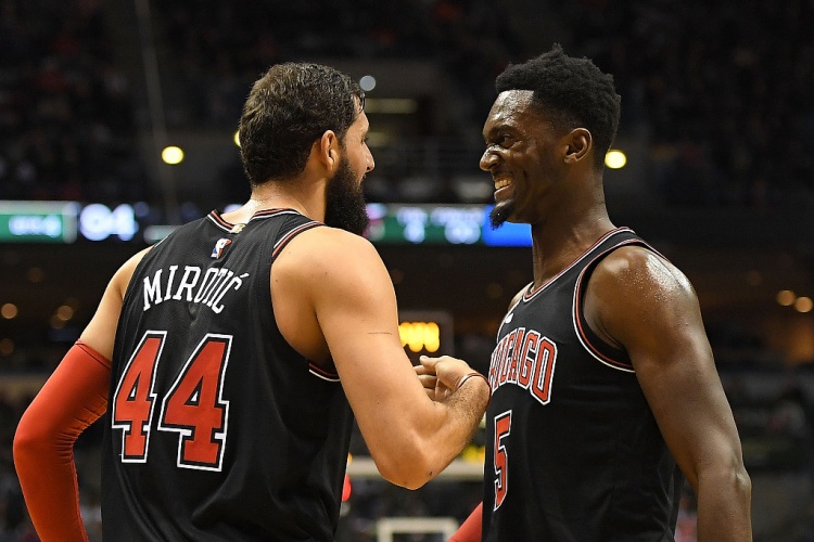 阿德巴约拳击希罗面部:热火内讧引爆赌城,NBA队友反目史再添新篇 阿德巴约拳击希罗面部:热火内讧引爆赌城,NBA队友反目史再添新篇