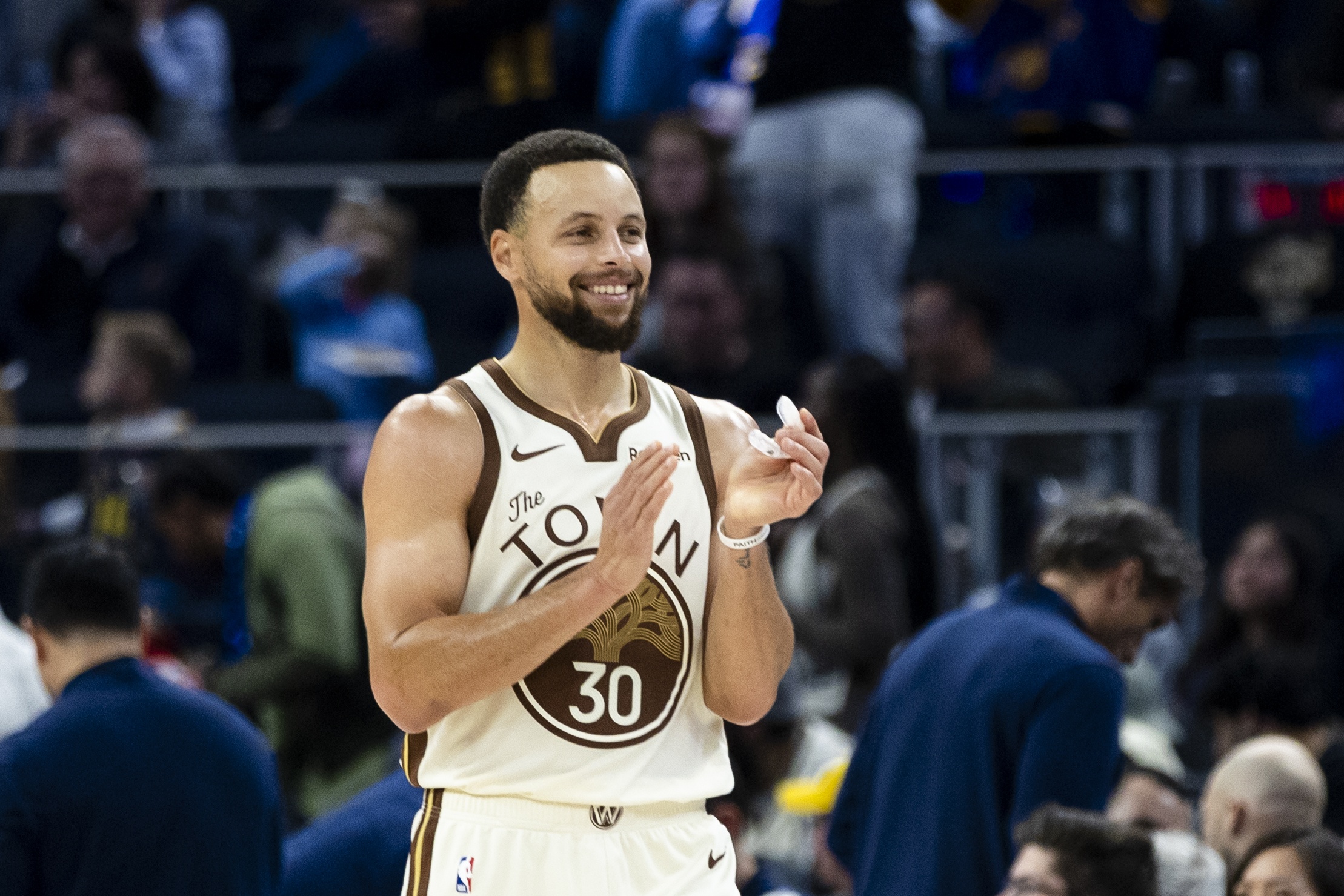布伦森加冕ESPY最佳男运动员 历届NBA得主共11人 布伦森加冕ESPY最佳男运动员 历届NBA得主共11人