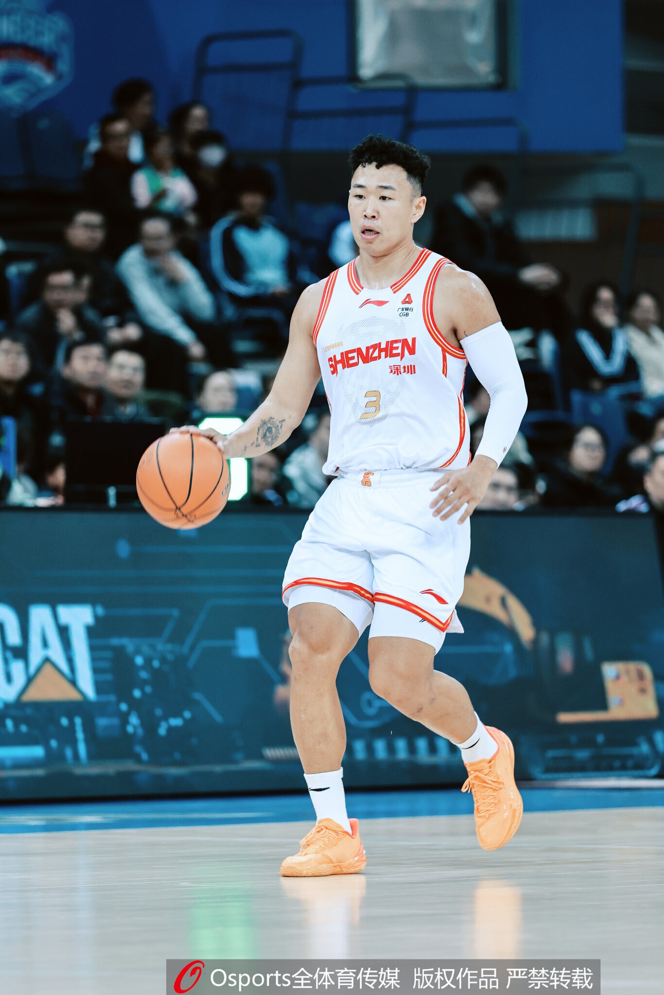 贺希宁获2025-26赛季CBA常规赛MVP 近10季本土MVP全记录 贺希宁获2025-26赛季CBA常规赛MVP 近10季本土MVP全记录