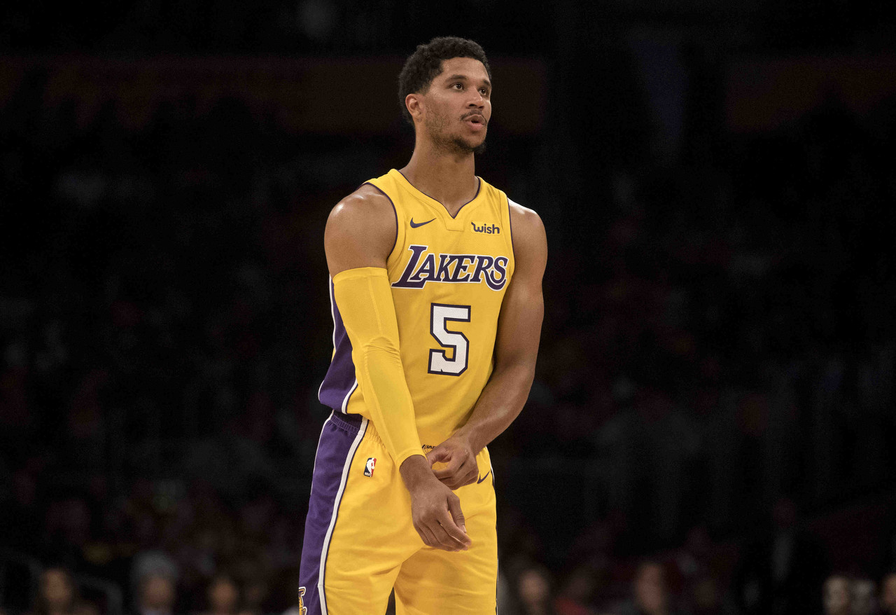 近十年夏联MVP/FMVP全纪录:勇士11号秀伦德博格2026包揽双料,湖人系仅两冠 近十年夏联MVP/FMVP全纪录:勇士11号秀伦德博格2026包揽双料,湖人系仅两冠