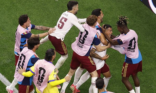 法国输在怕字上,西班牙2-0三杀进决赛 法国输在怕字上,西班牙2-0三杀进决赛