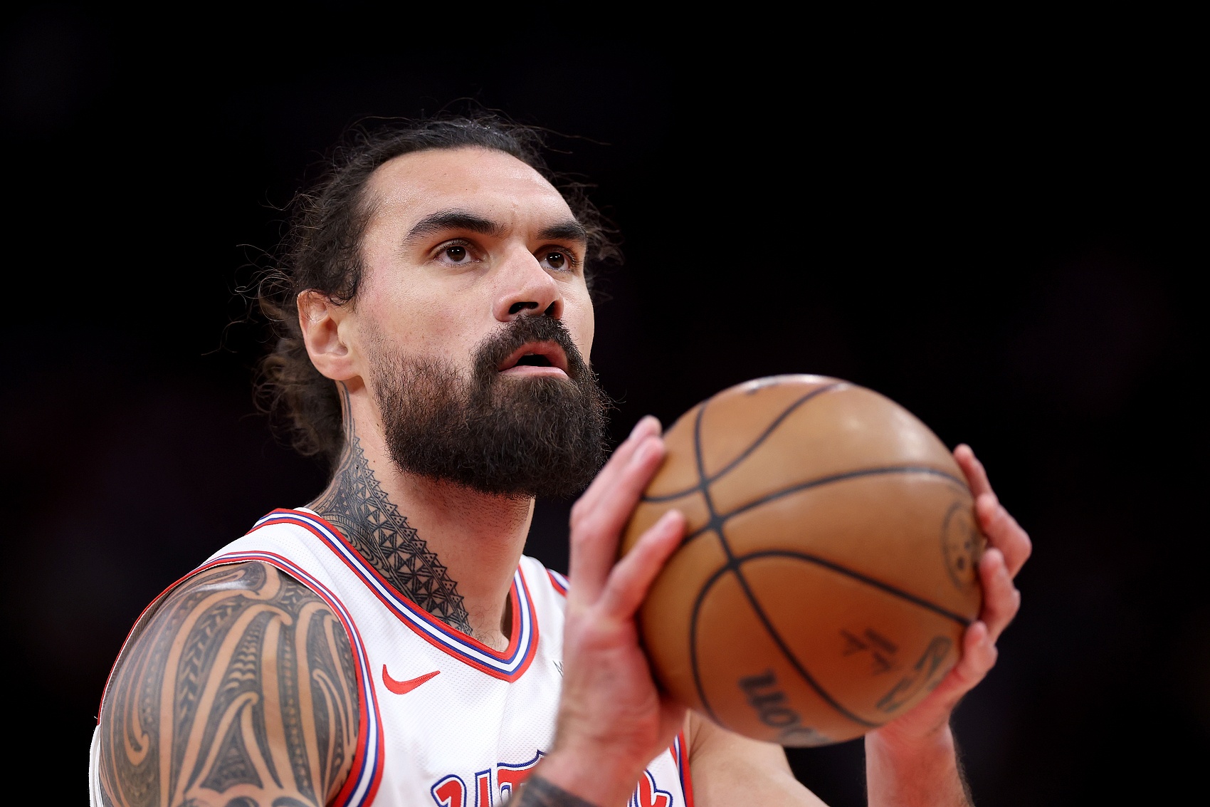 HoopsHype国际球员80强：奥拉朱旺第一 姚明第18 约基奇东契奇未进前三