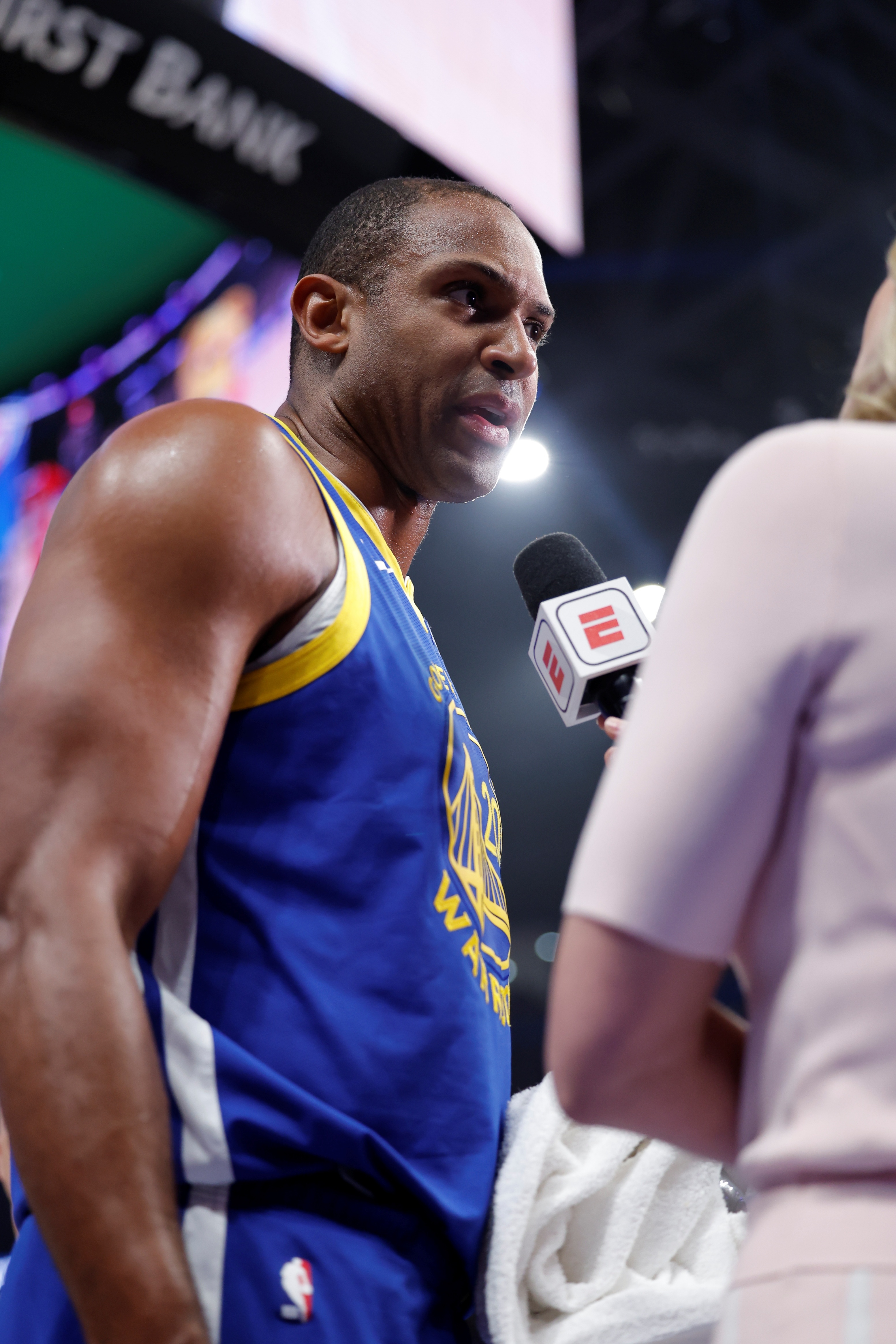 HoopsHype国际球员80强：奥拉朱旺第一 姚明第18 约基奇东契奇未进前三