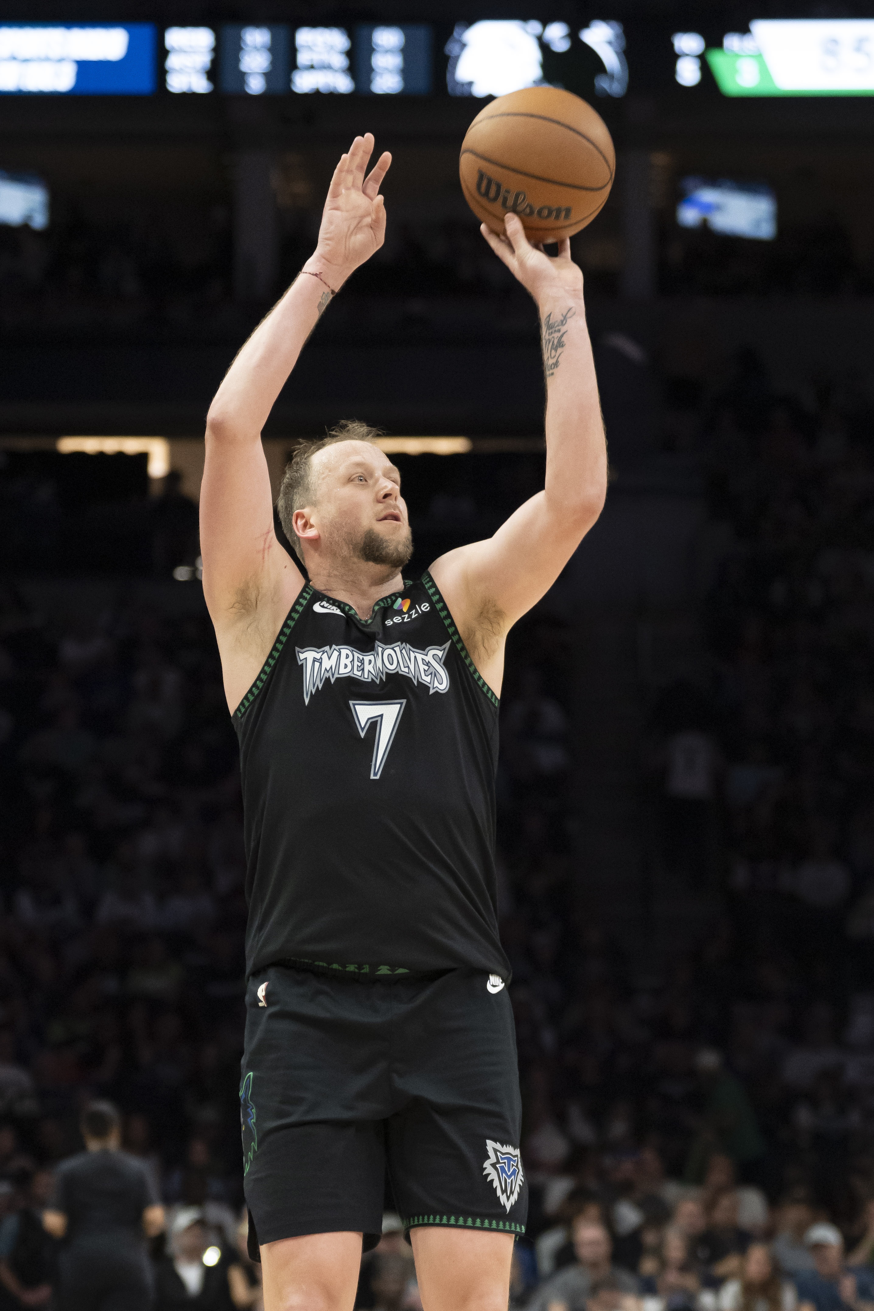HoopsHype国际球员80强：奥拉朱旺第一 姚明第18 约基奇东契奇未进前三