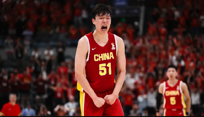 杨瀚森准绝杀!中国男篮2连胜迎世界杯出线利好 杨瀚森准绝杀!中国男篮2连胜迎世界杯出线利好