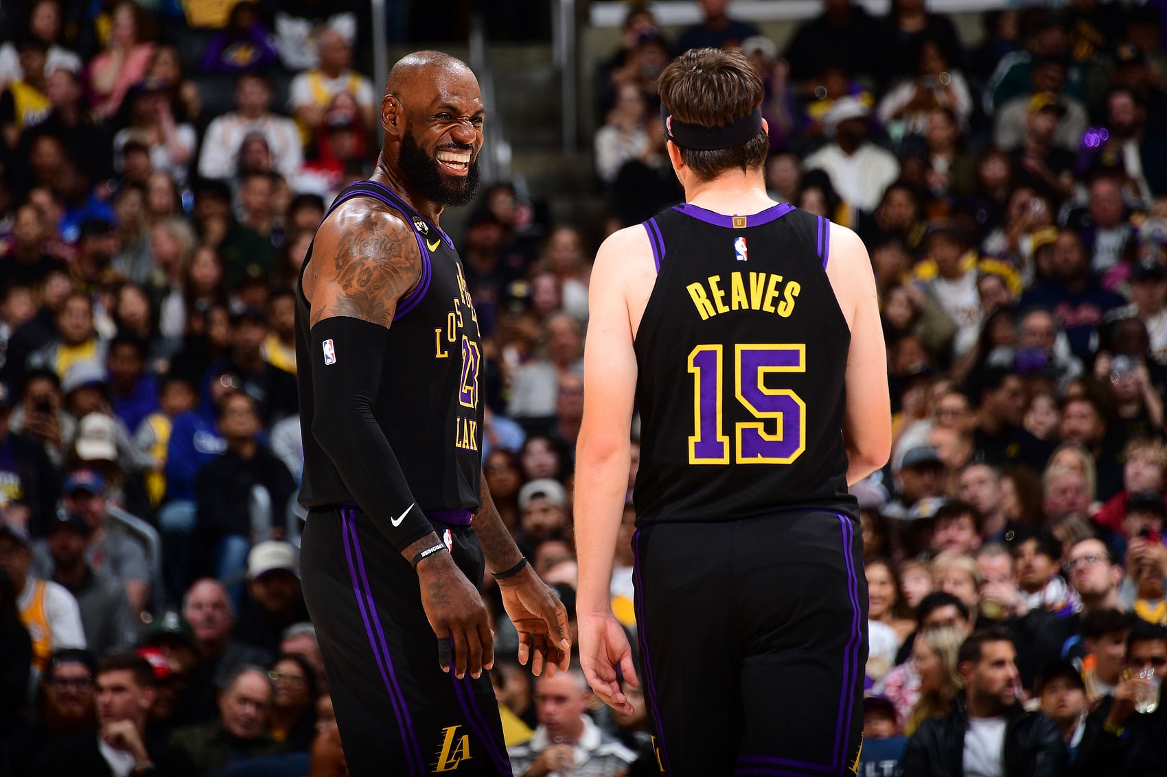 Skip:里夫斯从大学到NBA进步最大,三分29%落选后受詹姆斯影响爆发 Skip:里夫斯从大学到NBA进步最大,三分29%落选后受詹姆斯影响爆发