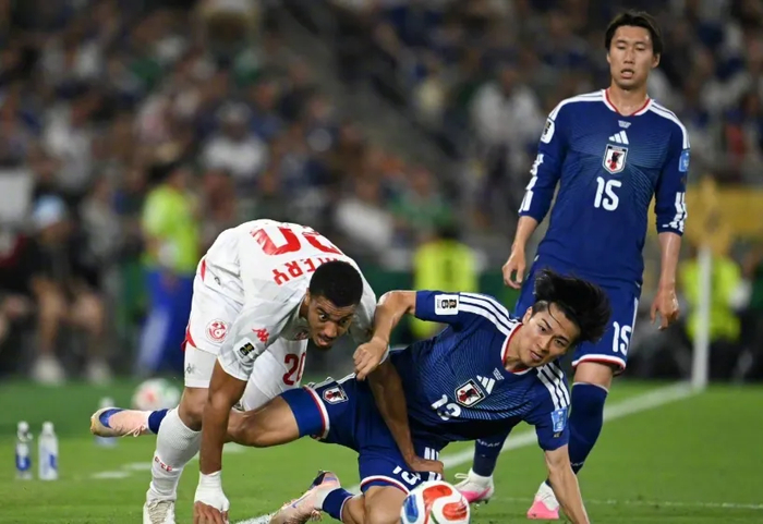 日本4-0突尼斯创亚洲球队世界杯最大胜绩,整体性碾压个体优势 日本4-0突尼斯创亚洲球队世界杯最大胜绩,整体性碾压个体优势